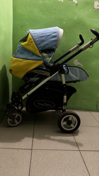 Коляска детская, универсальный цвет, удобноя для передвижения