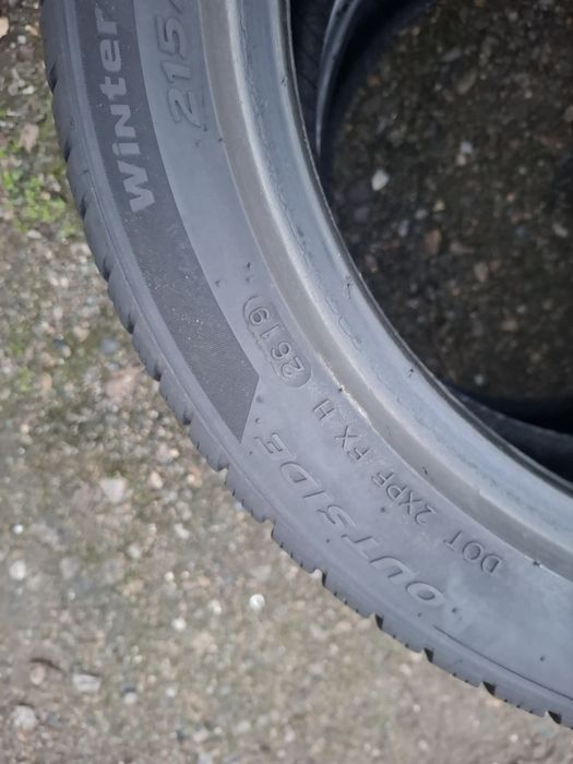 Vand 2 anvelope 215 45 16 hankook de iarna