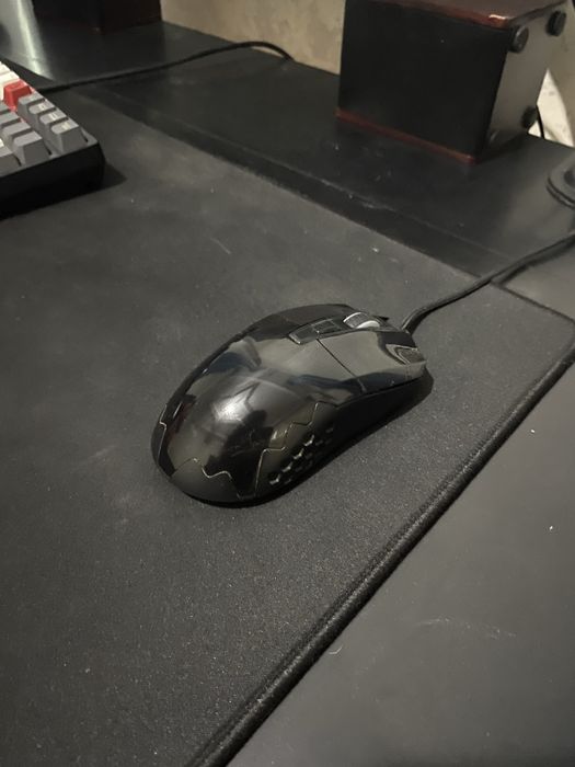 Мышка игровая…..