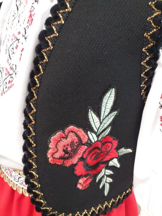 Costume populare copii 6-9 ani