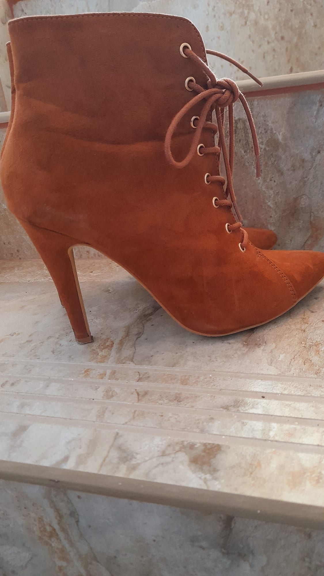 Botine elegante,  mărimea 38