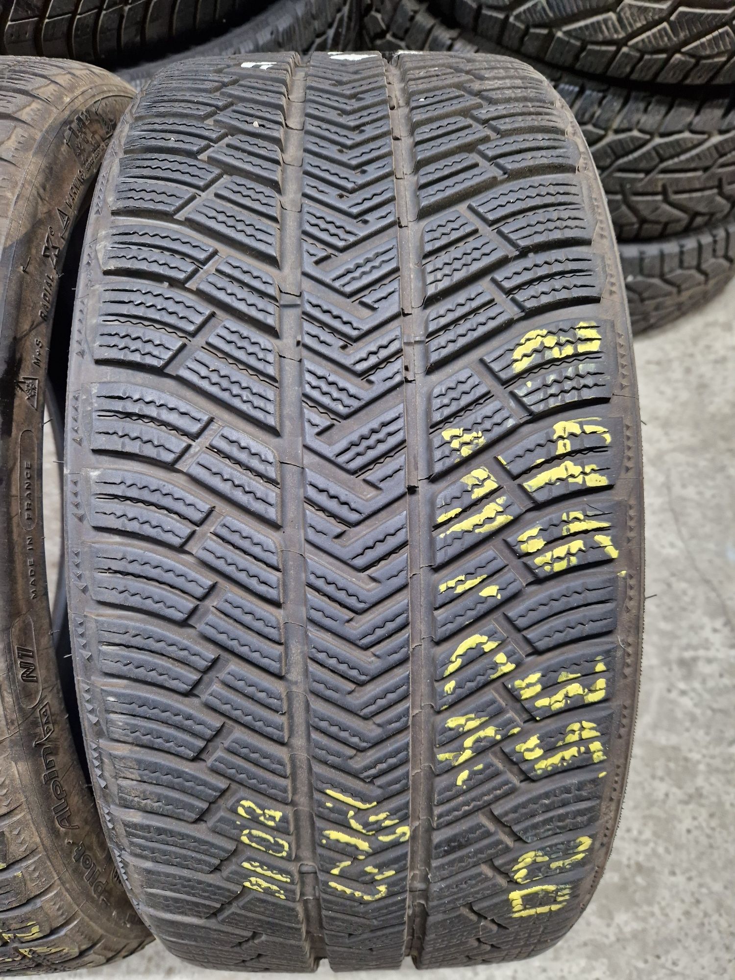 Set 2 anvelope SH iarna Michelin 245/35/20