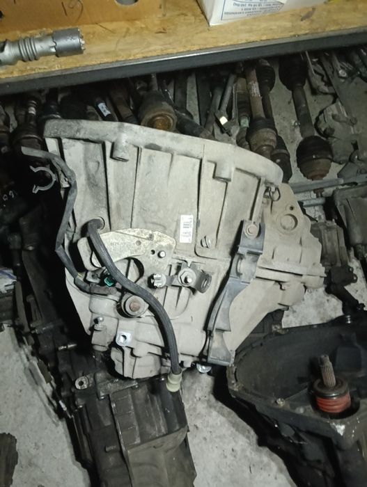 Cutie viteze manuala Renault Laguna 3 2.0 diesel