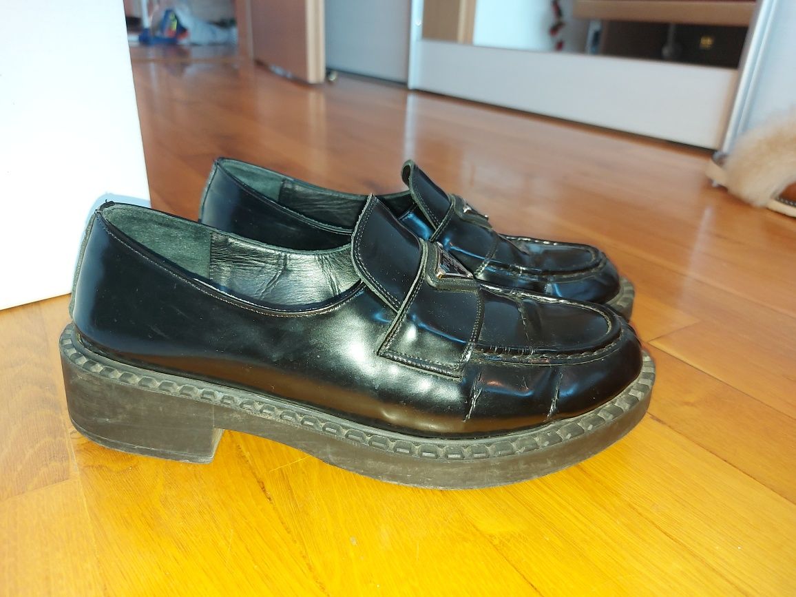 Loafersi Prada negri