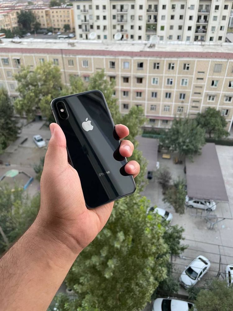 Iphone X  bekorchila tel qilib bezota qb otrmanglar