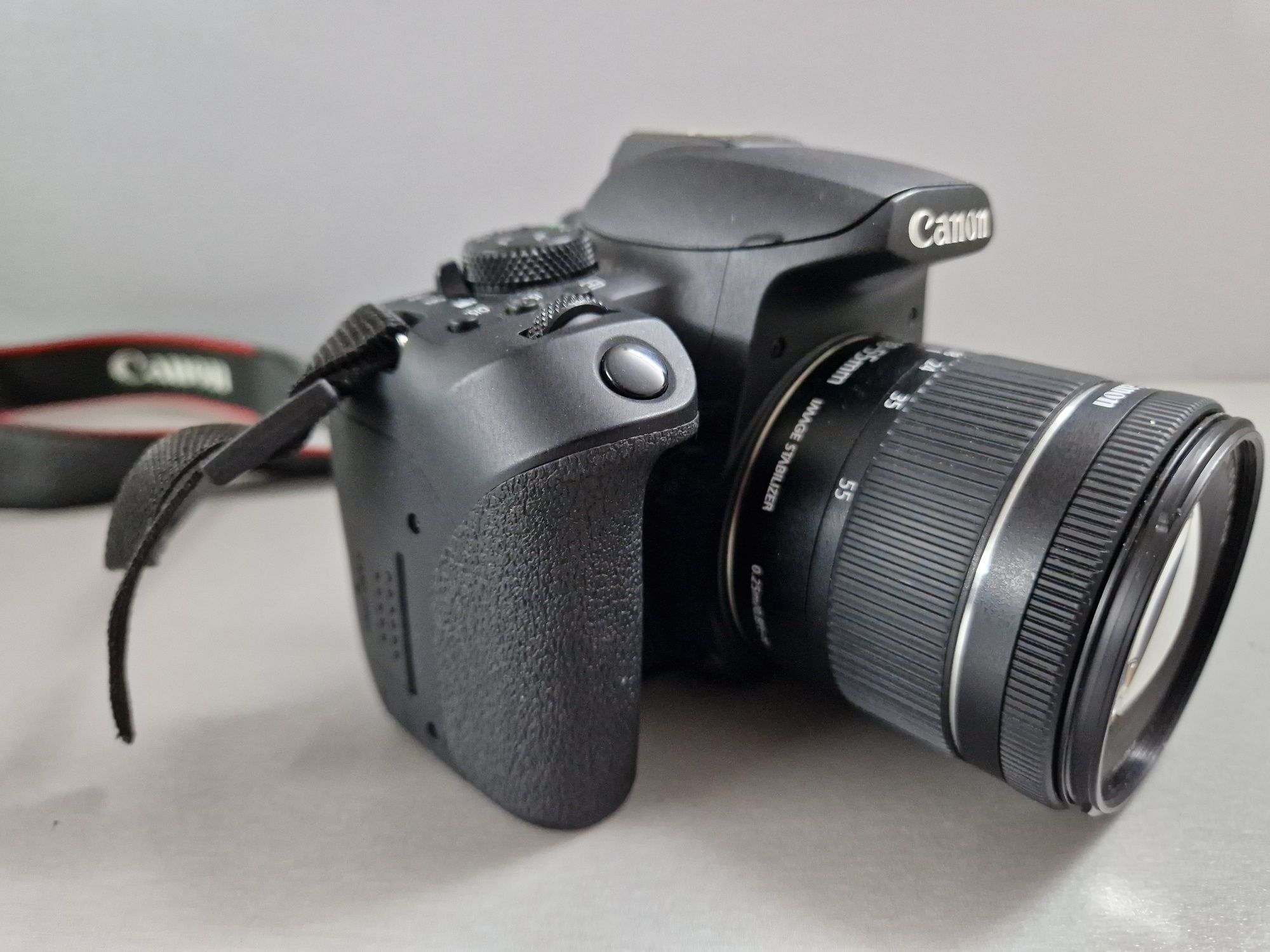 Canon EOS 850 D +Ef-s 18-55 kit 4551кадъра