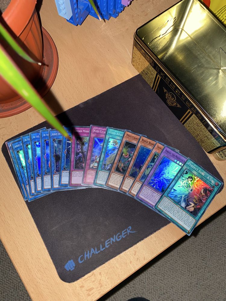 Yu Gi Oh Колекция от карти