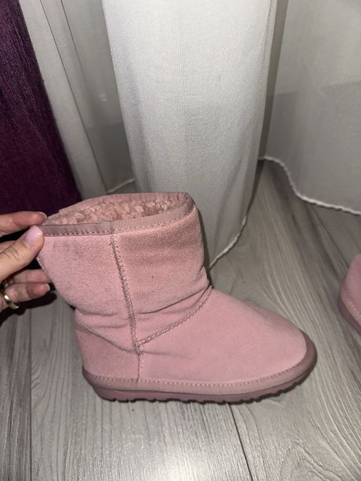 Ugg fetite roz imblanite