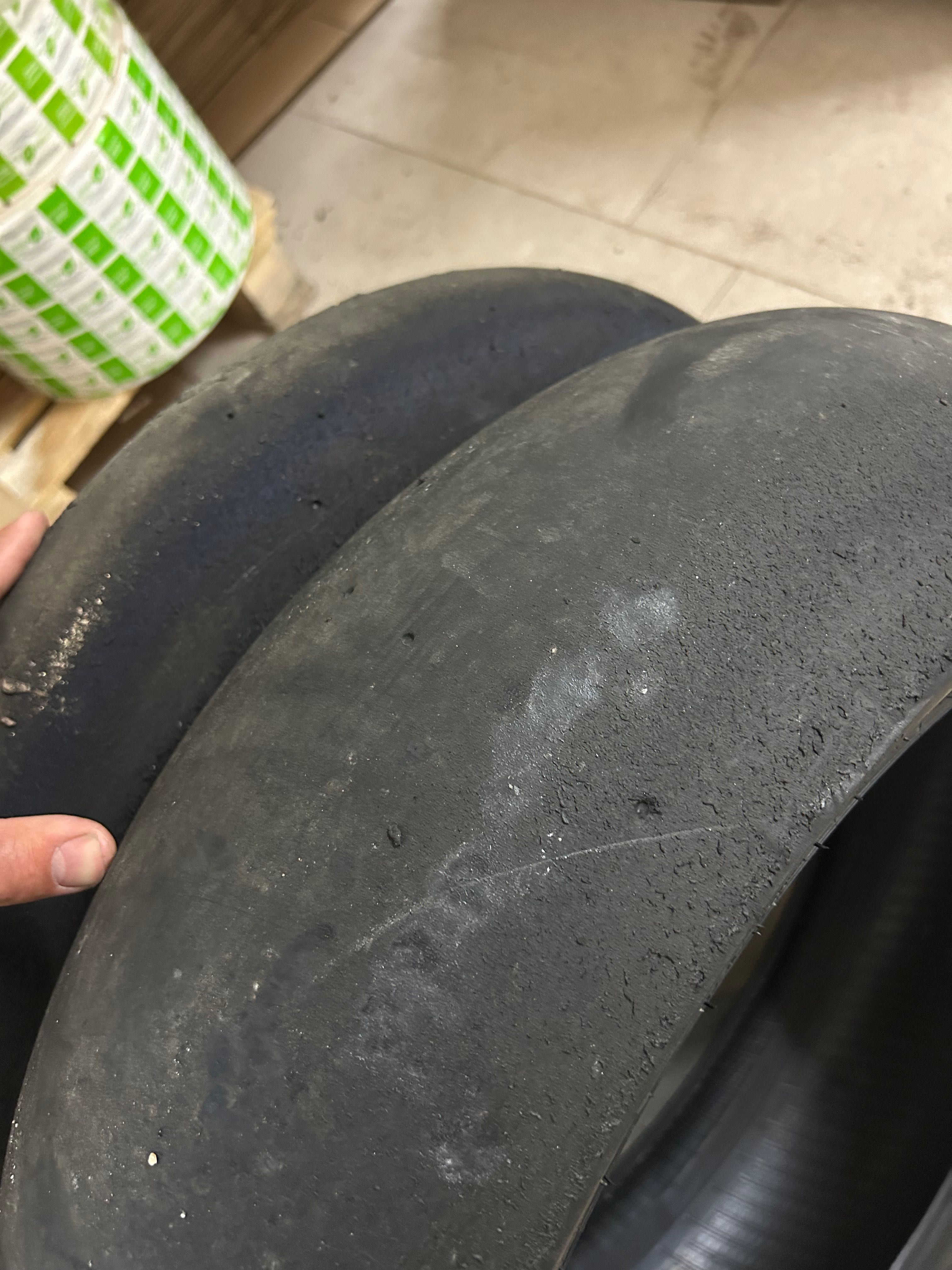 Pirelli Dunlop slicks