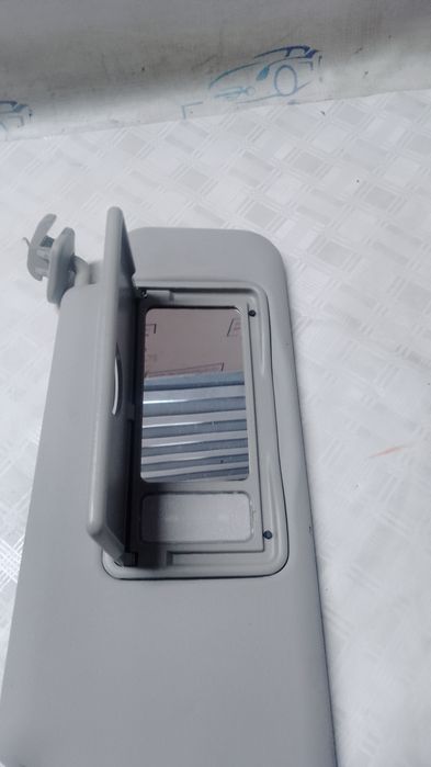 parasolar dreapta  suzuki vitara 1.6 benzina 2016