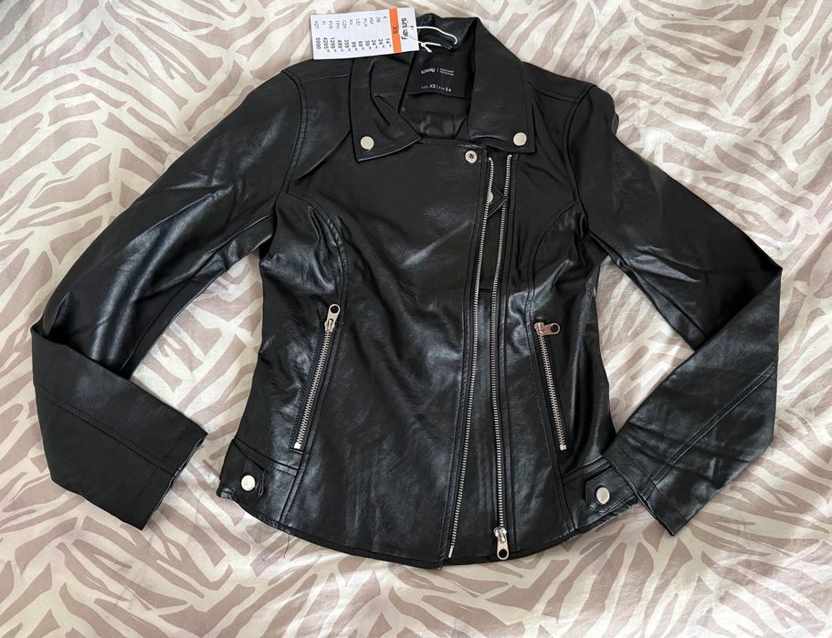 Чисто ново кожено яке Sinsay.