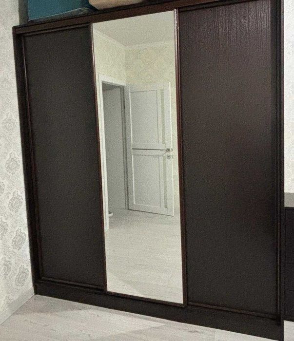 продам стенку, спальный гарнитур, диван, компьютерный стол, диван