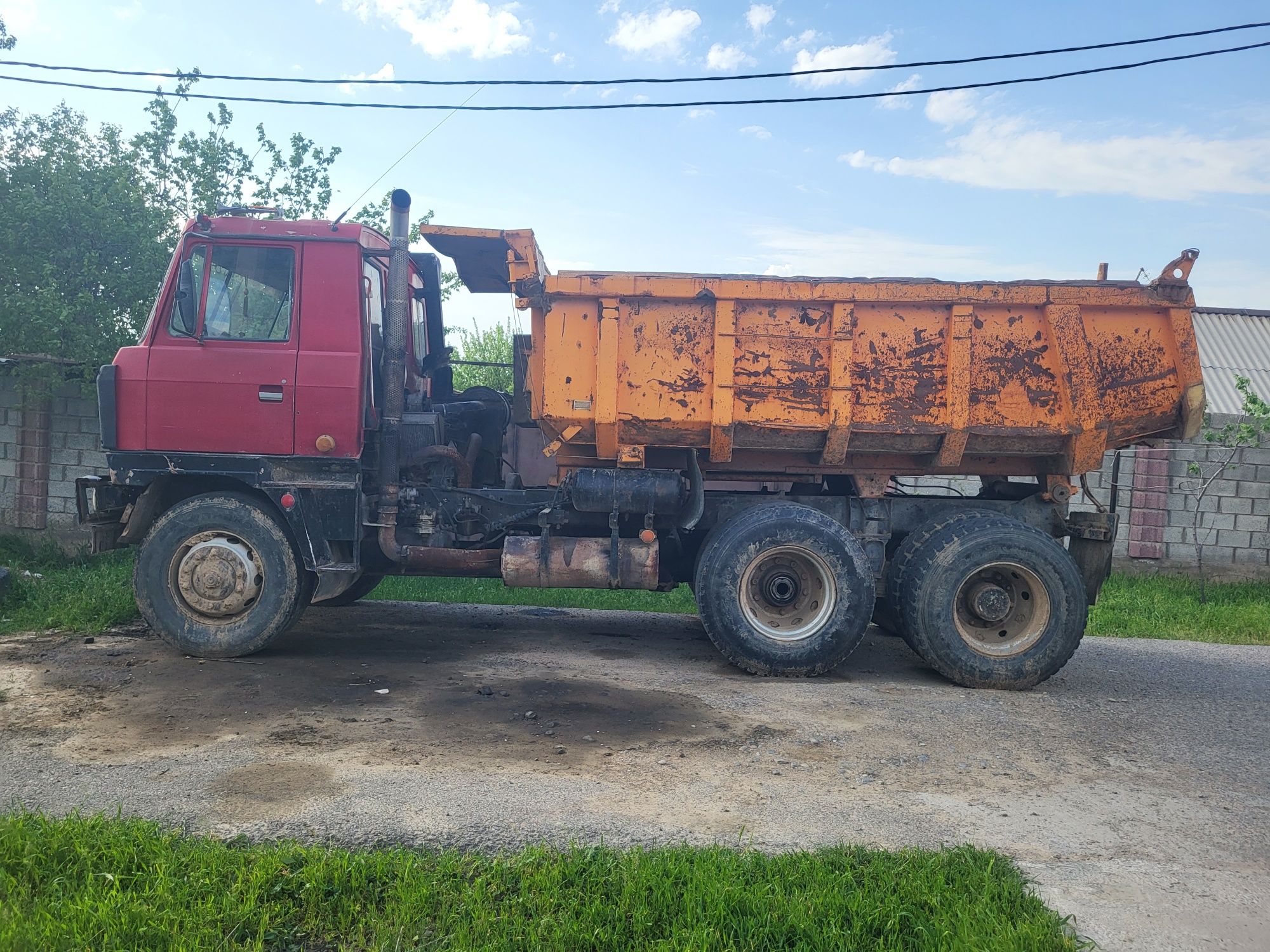 Срочно продаётся Татра 815