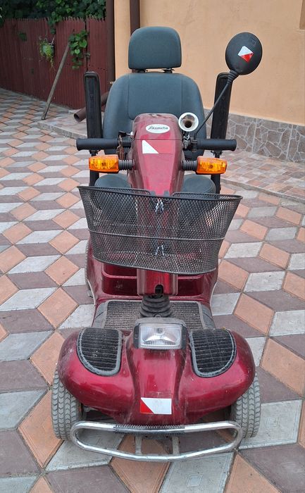 Vând scuter electric pentru bătrâni