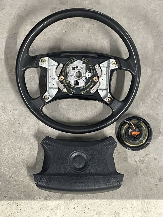 Volan BMW generatia e36 e34 etc…