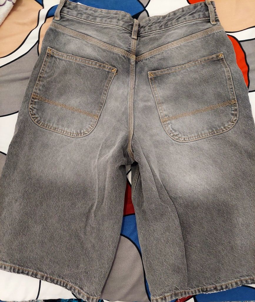 Pantaloni scurti de blugi(nepurtati)