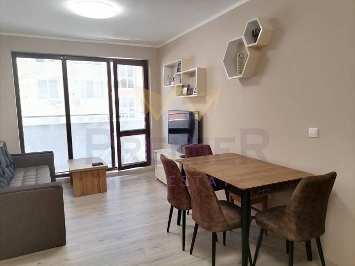 Дава се под наем Двустаен апартамент в Варна, Кайсиева градина - 47 кв.м за 306 € - Снимка #3