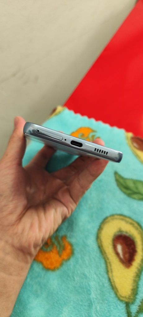 Samsung A53. Ideal
