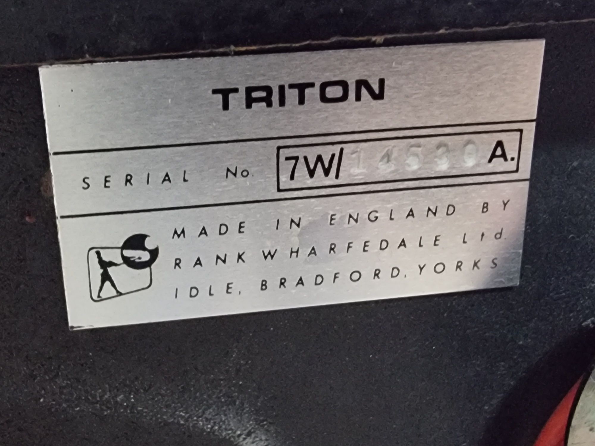 Тонколони Wharfedale Triton 7W