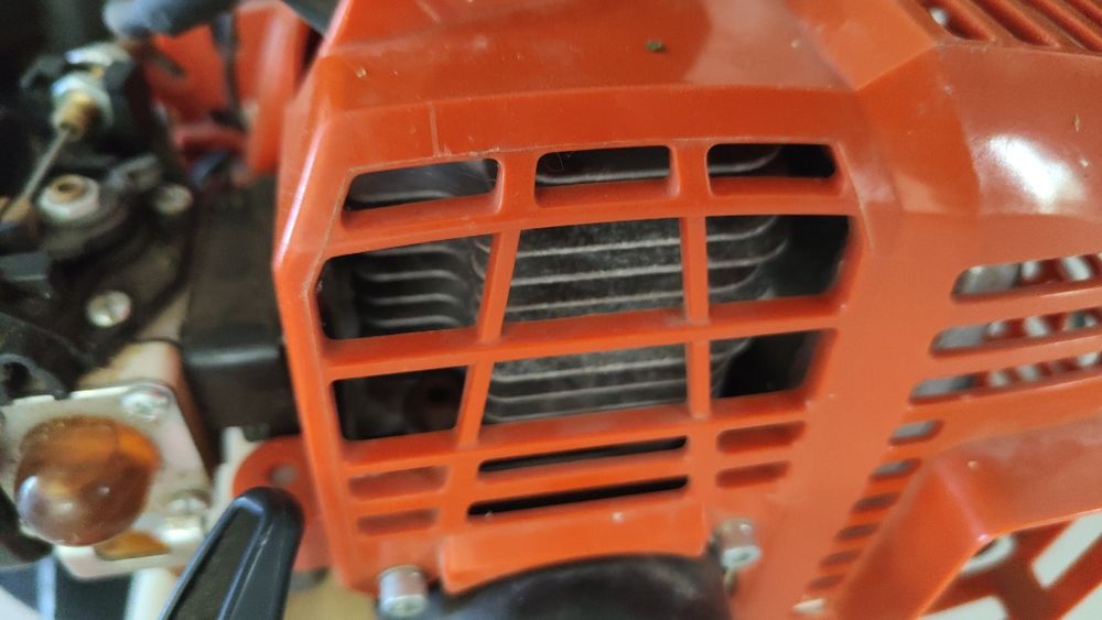 Motocoasa Cositoare Japoneza ECHO + ham, tambur cu fir si disc