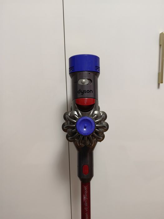 Dyson V8 Slim Parquet