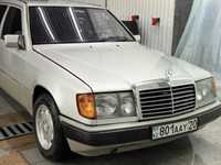 Mercedes-Benz W124