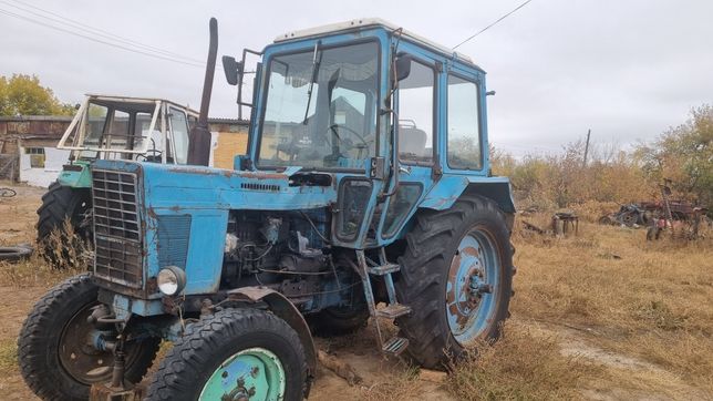 Продам трактор МТЗ-80 в комплекте