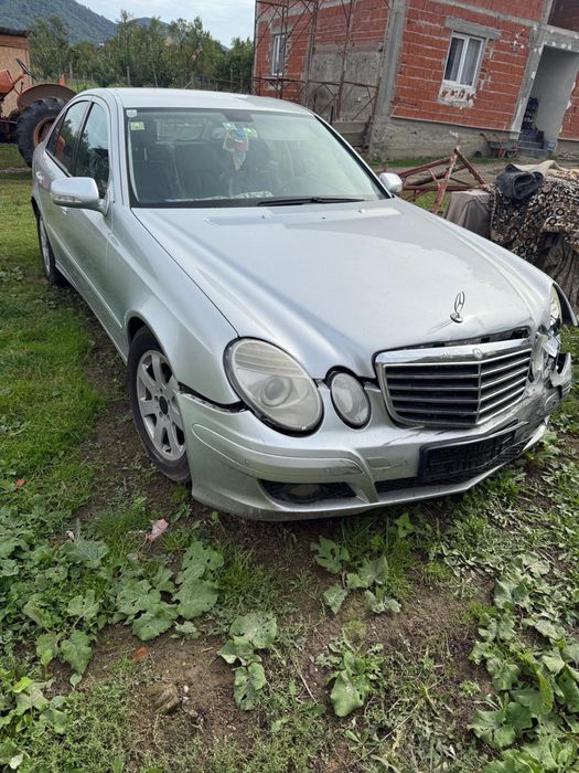 Mercedes -Benz E class 2008