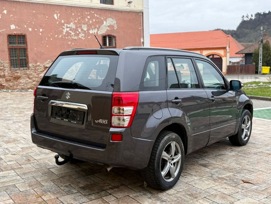 Suzuki grand Vitara 2011
