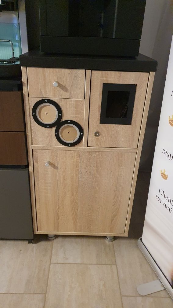 Mobilier ( mese ) automate de cafea