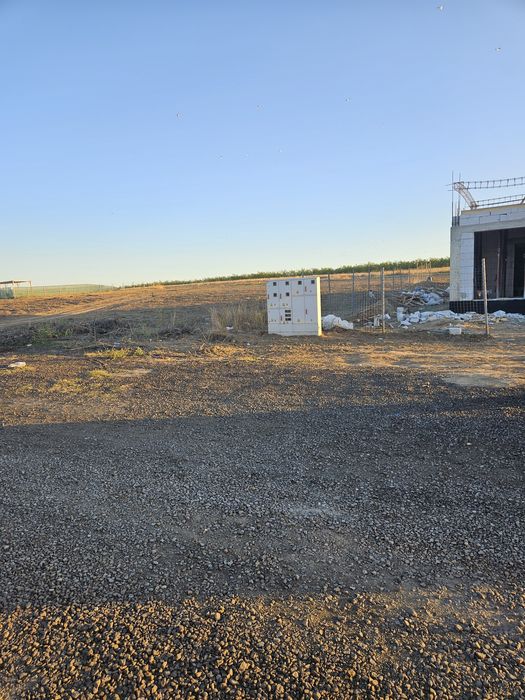 Teren de vânzare în Câșlița, Tulcea – vedere la lac