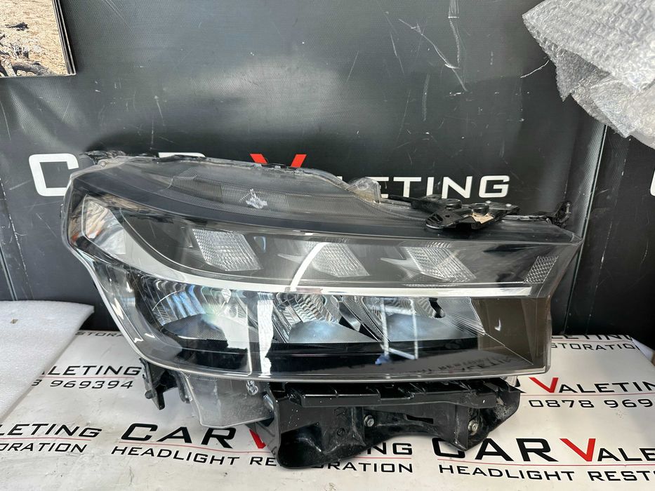 Фар фарове десен LED Suzuki SX4 S-Cross Сузуки СХ4 С Крос