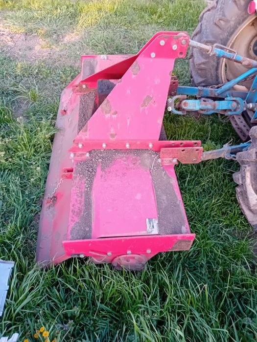 Vând tractor Ford 4000