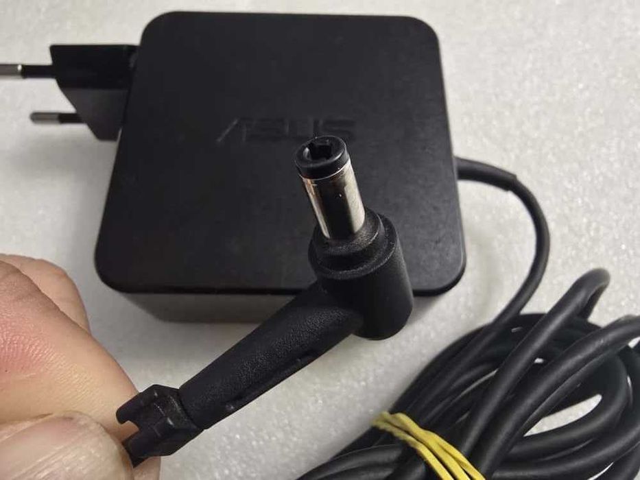 Incarcator laptop Asus 19V 3.42A 65W mufa: 5.5mm x 2.5mm :AD887020