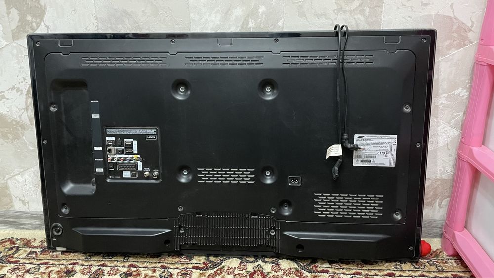 Телевизор SAMSUNG