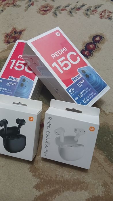 Продаётся сотовый телефон