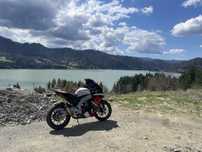 Vînd  sau schimb cu super moto Aprilia rs4 125