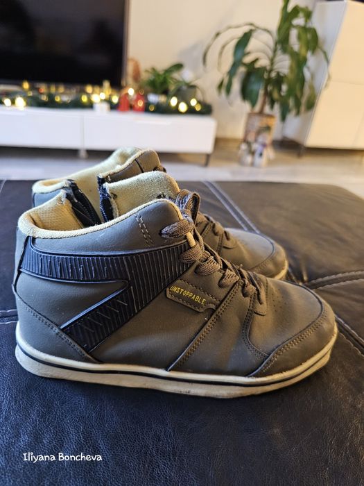 LC WIKIKI детски зимни боти 33 номер