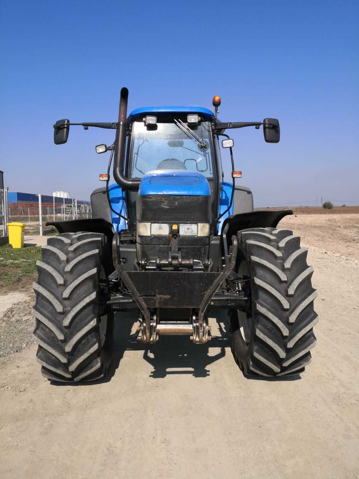 NEW HOLLAND TM 190  AN 2004  230CP  4600 ore functionare