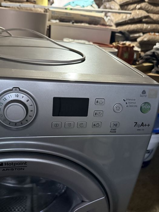 Пералня Hotpoint Ariston 7kg