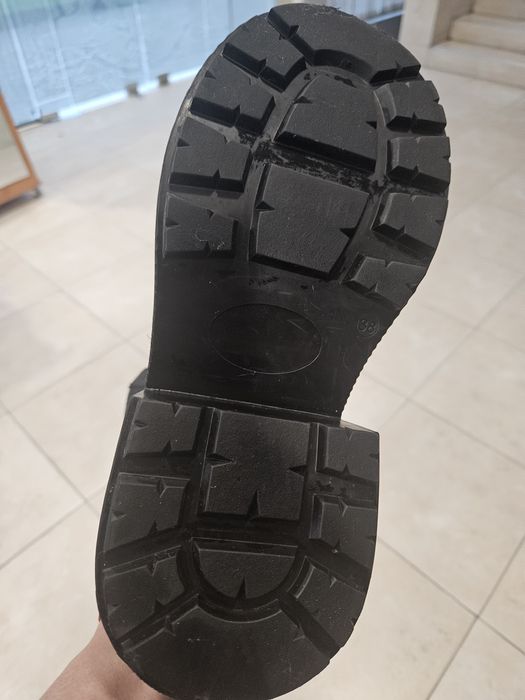 Черни боти ДАРИС нови