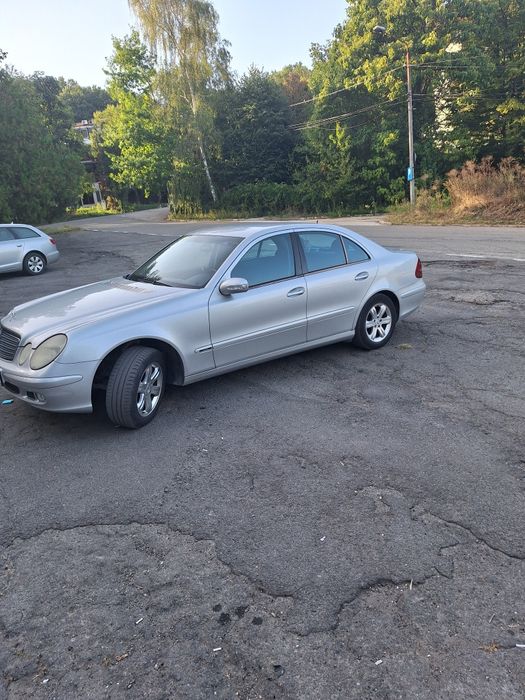 Mercedes w211 stare buna