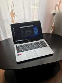 Asus Impecabil• i7-5500• 8Gb ram• 1 Tera• Placa video 2Gb