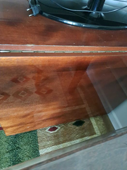 Стол книжка,удобная,практичная,б/у