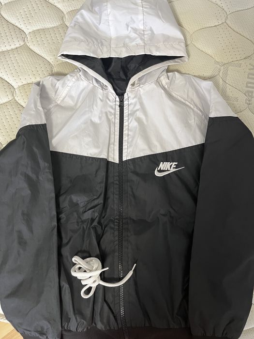 Ветровка на Nike