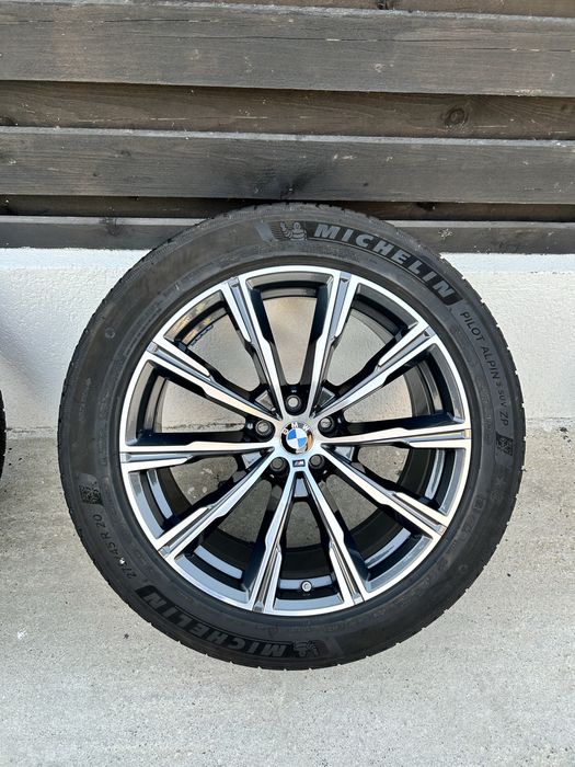 Jante BMW  X5 X6  G05 G06 r20 iarna 275 45 20