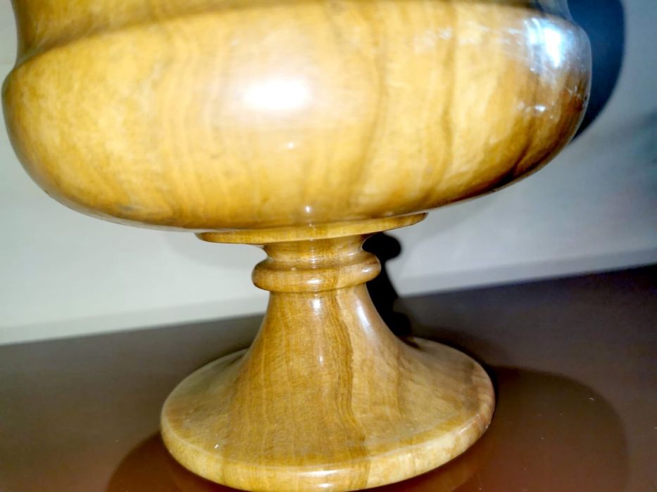 Купа бокал потир фруктиера - масивен оникс ръчно изработен Крит Гърция