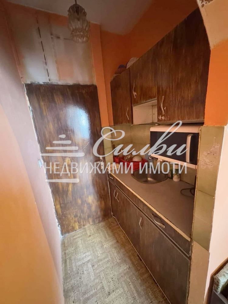 Продава се Едностаен апартамент в Шумен, Добруджански - 45 кв.м за 1304 €/кв.м - Снимка #4
