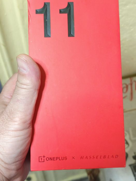 One Plus 11 8+8 ram cu 128