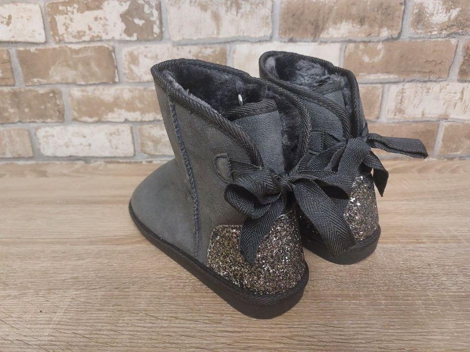 Зимни боти апрески